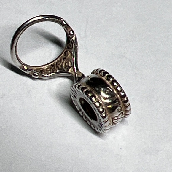 Pandora Disney Belle’s Tiara Dangle - Picture 8 of 9